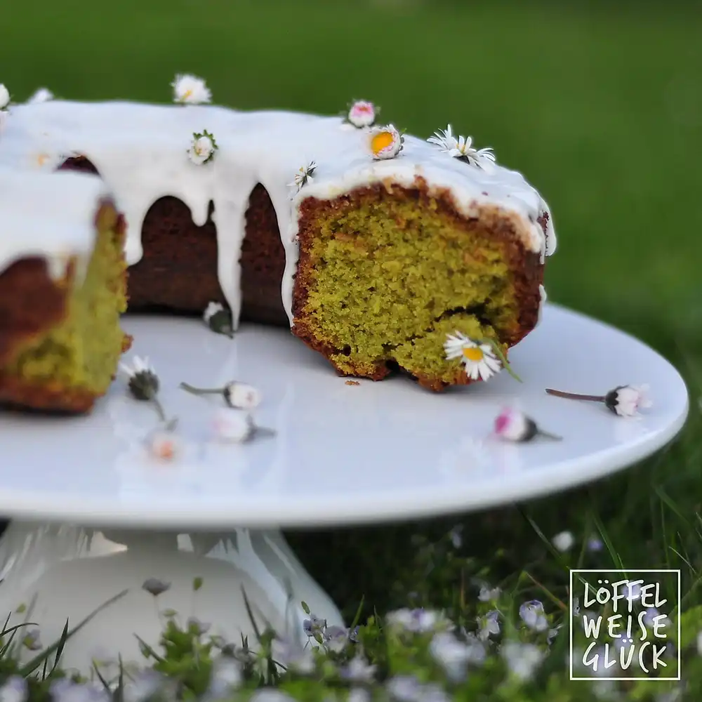 Zitronenkuchen grüne Wiese